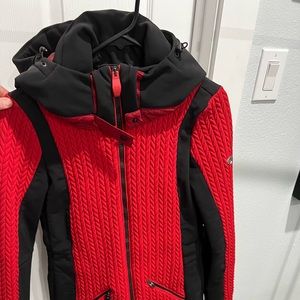 Women’s designer winter ski jacket, worn 5 times only. Purchased in Aspen
